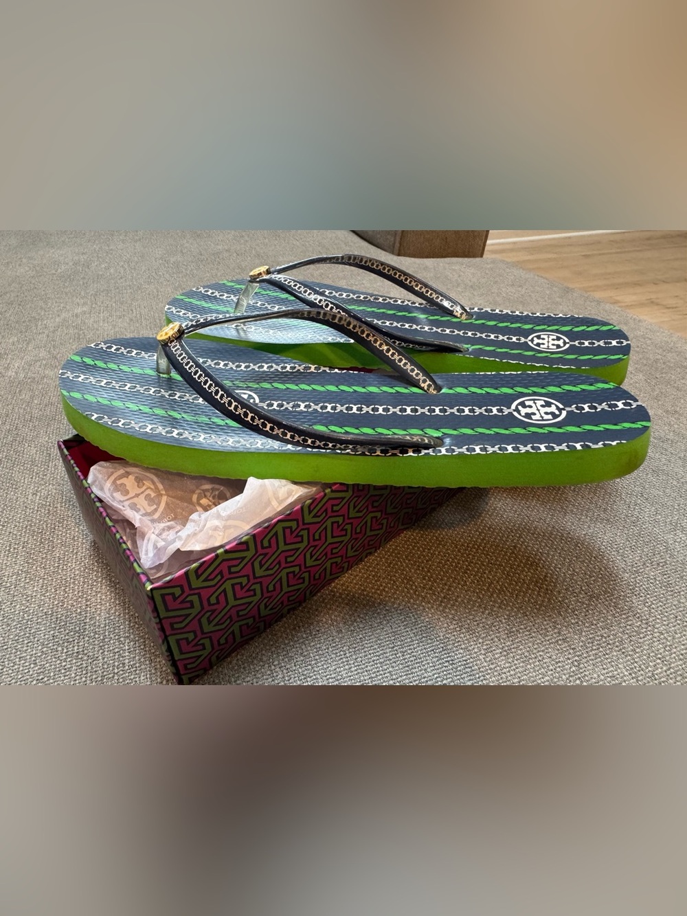 Tory Burch Navy & Green Logo Strap Flip Flops with Gold Hardware - Picture 2 of 6